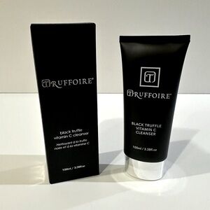 Black Truffle Vitamin C Cleanser